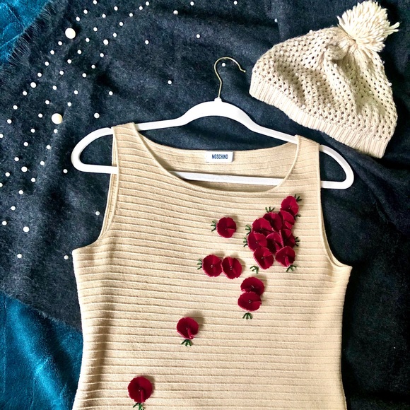 Vintage ⭐️🐻 MOSCHINO 🐻⭐️ Virgin Wool Velvet 3D Flower Tank Top Shirt ITALY❣️ - Picture 12 of 14